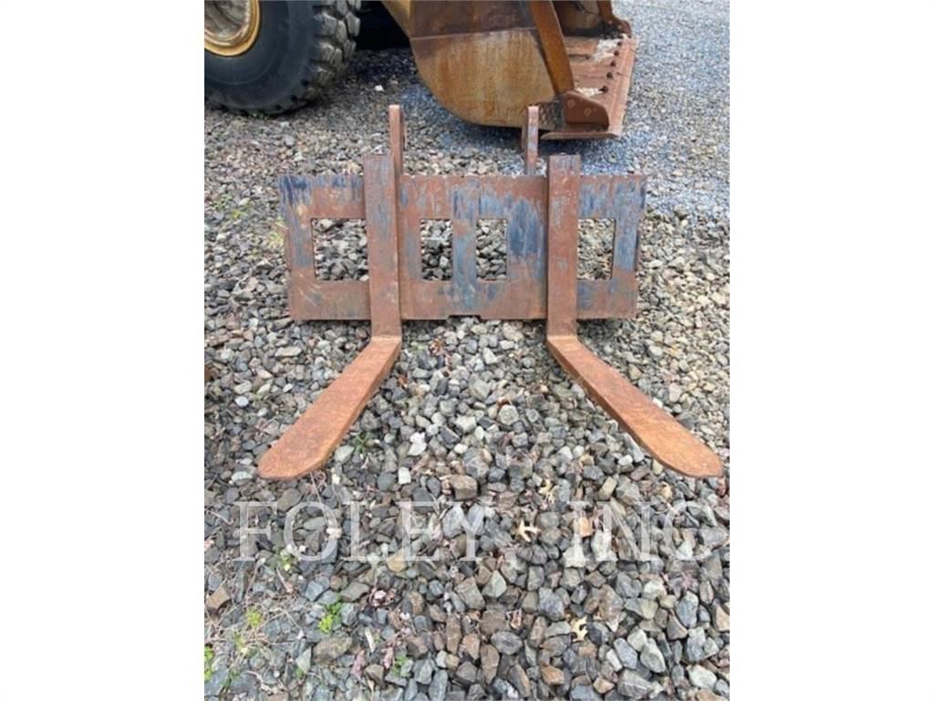 CAT 48 PALLET FORKS شوكات