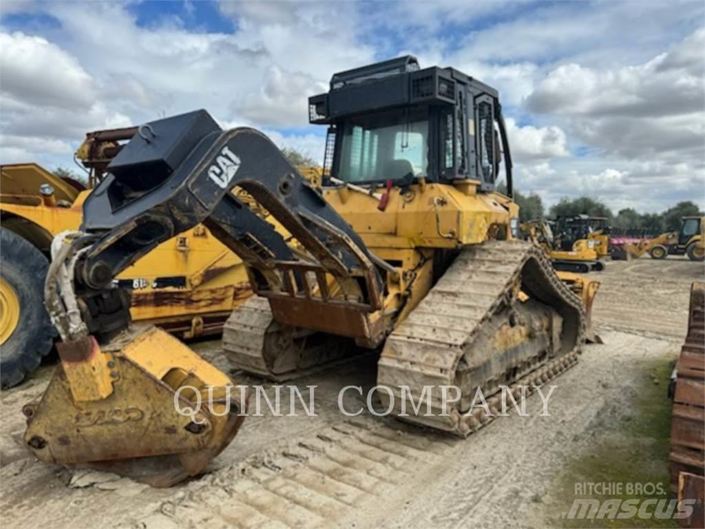 CAT 517 GR ساحبات الأشجار