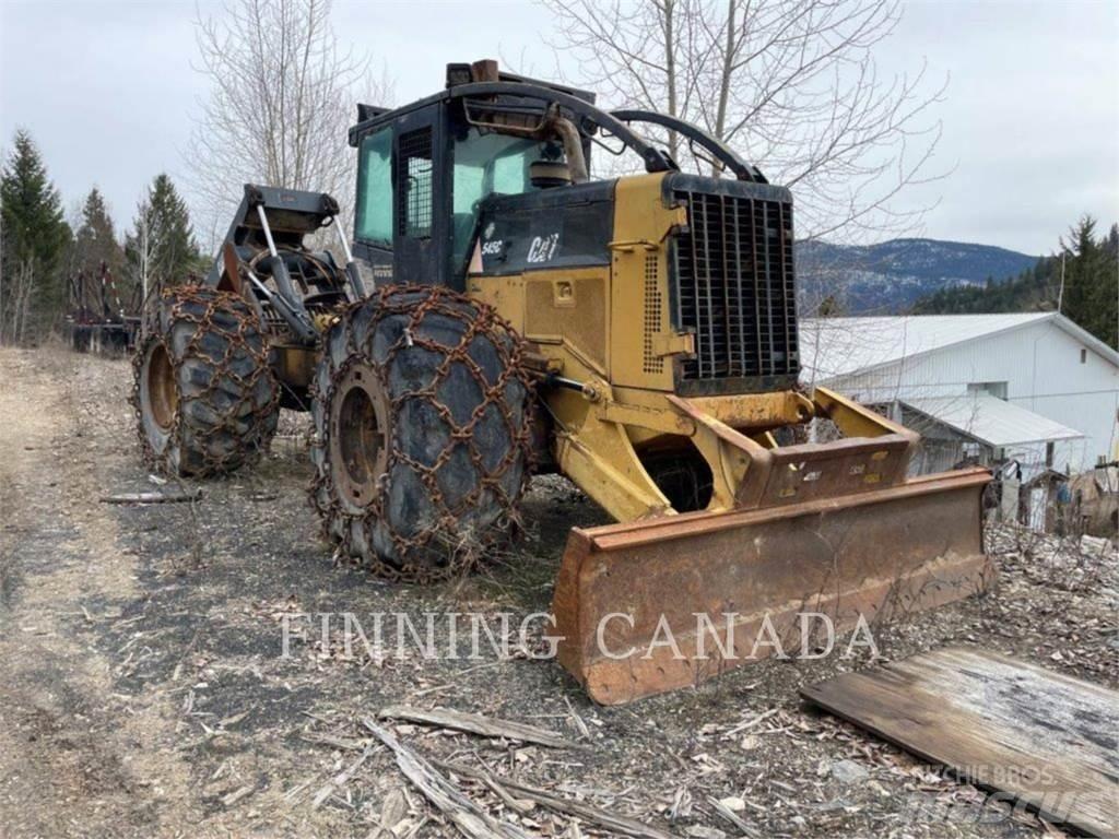CAT 545C ساحبات الأشجار