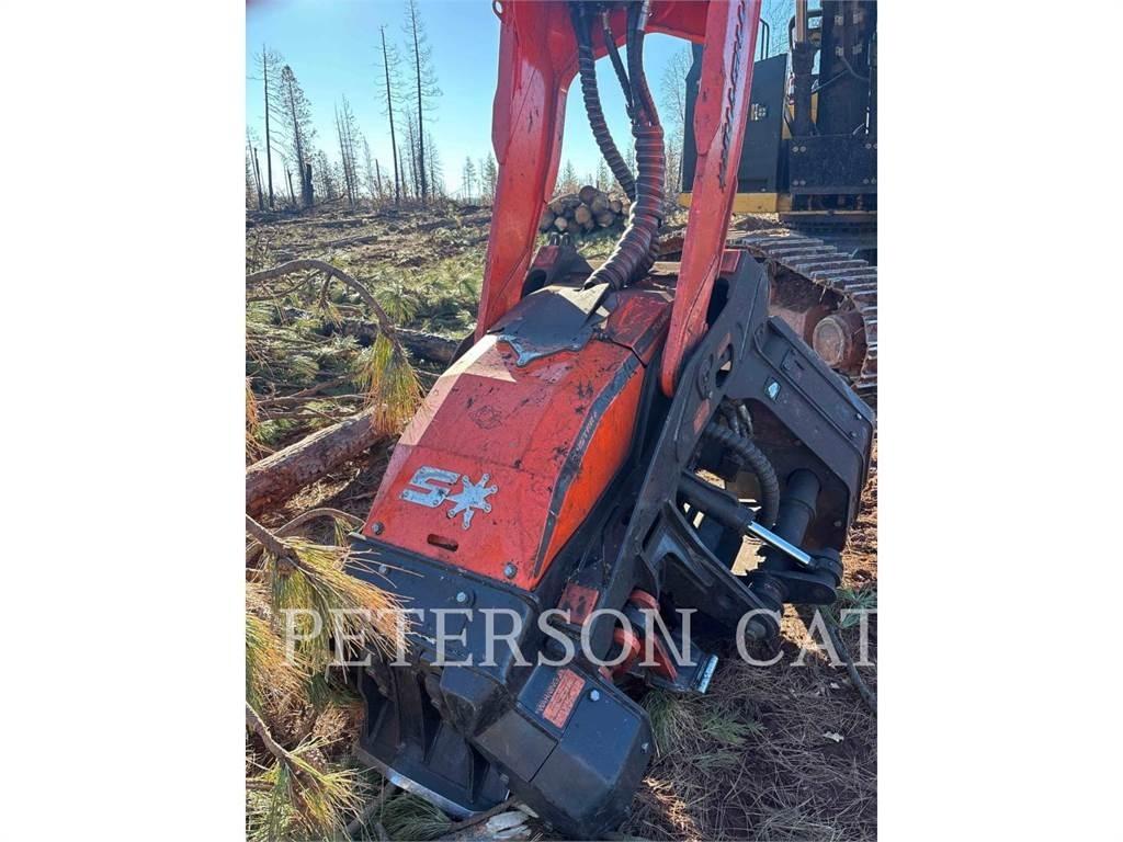 CAT 548LL قاطعات وناقلات الأشجار