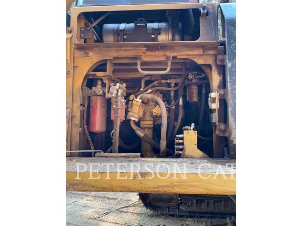 CAT 568 جرارات التحريج
