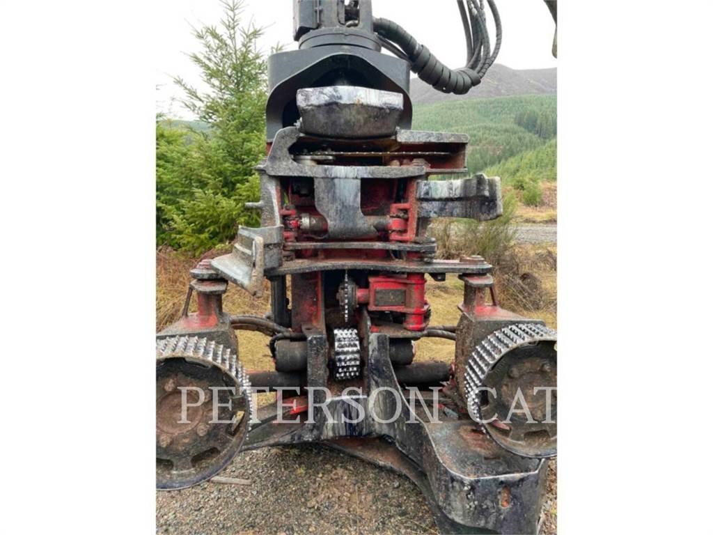CAT 568 LL قاطعات وناقلات الأشجار