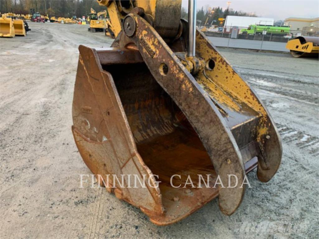 CAT 568FM RB حفارات زحافة