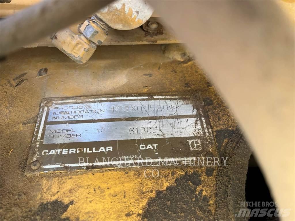 CAT 613C كاشطات