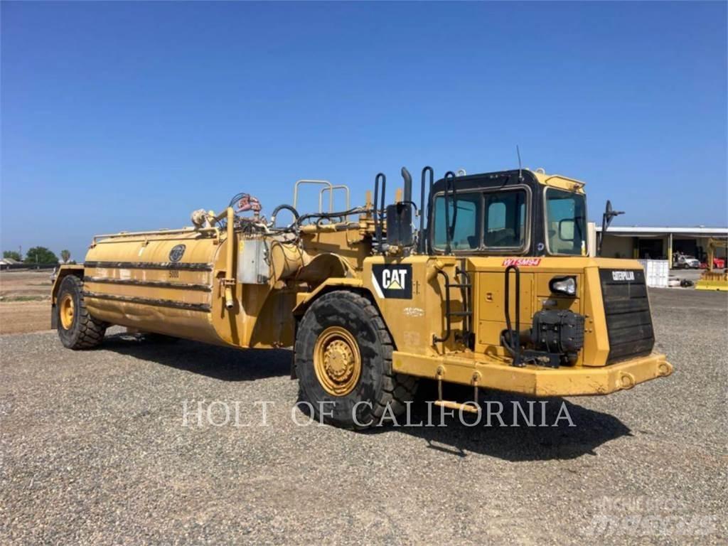 CAT 613G WT شاحنات ذات صهاريج