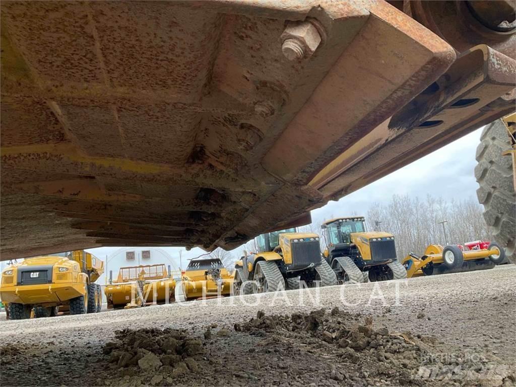 CAT 615CII A كاشطات