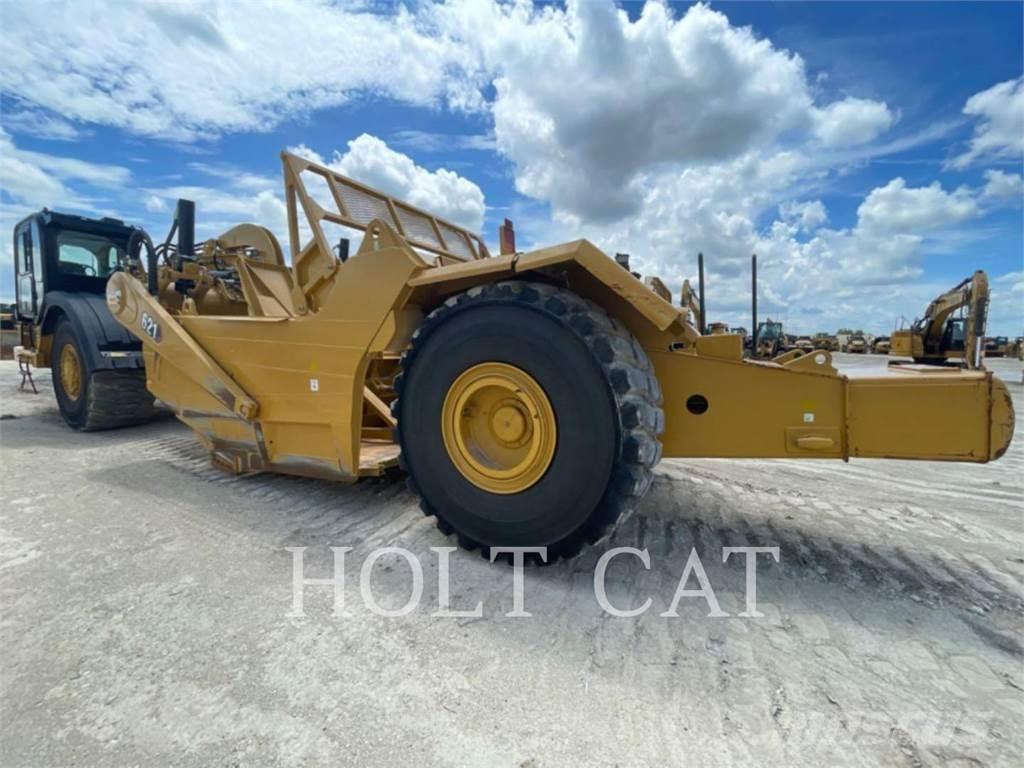 CAT 621 كاشطات