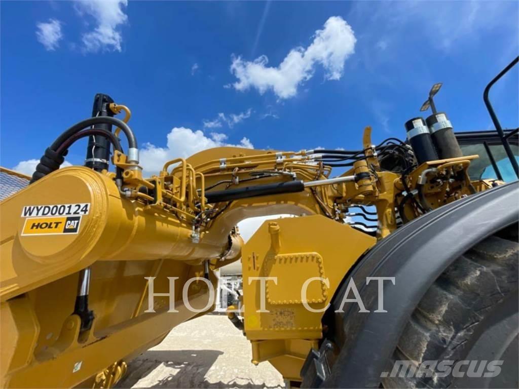 CAT 621 كاشطات