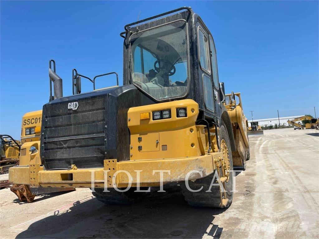 CAT 621 كاشطات