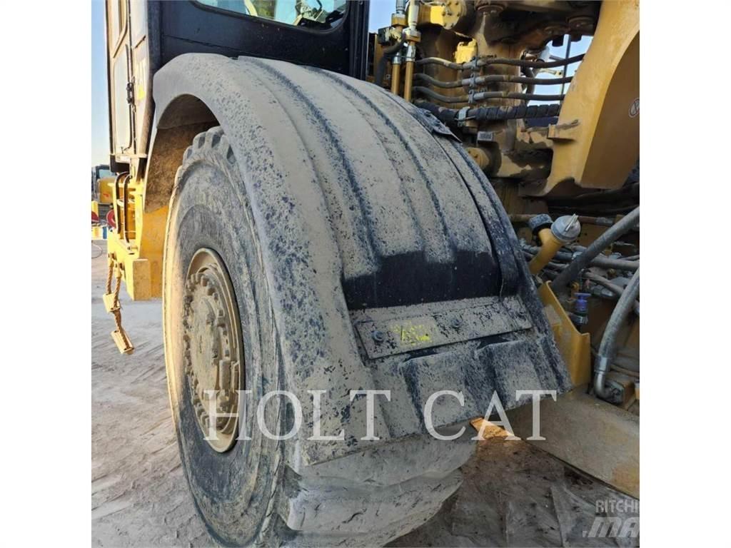 CAT 621K كاشطات