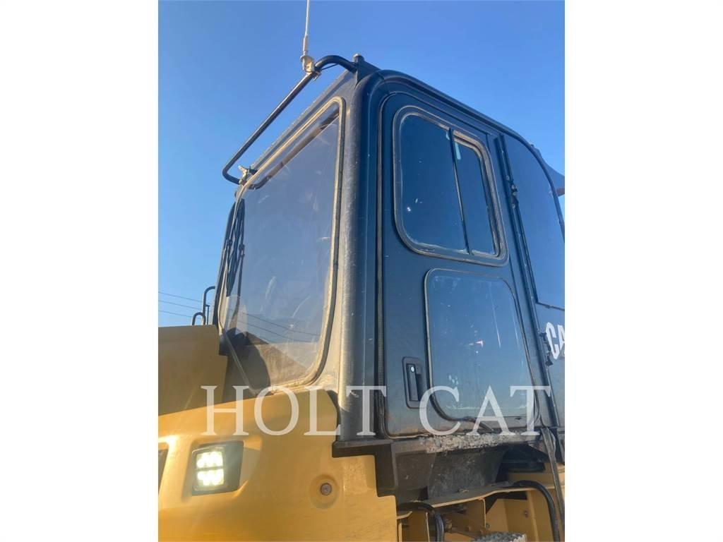 CAT 631K كاشطات