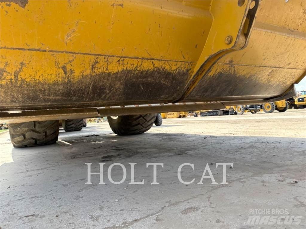 CAT 631K كاشطات