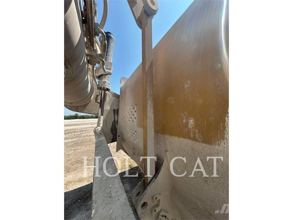 CAT 631K كاشطات