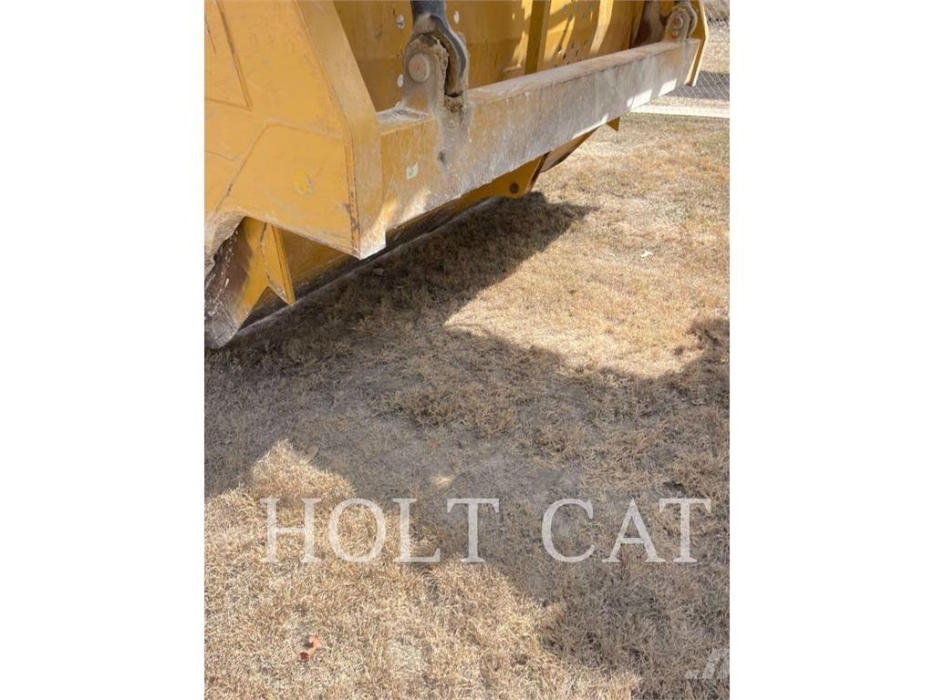 CAT 631K كاشطات