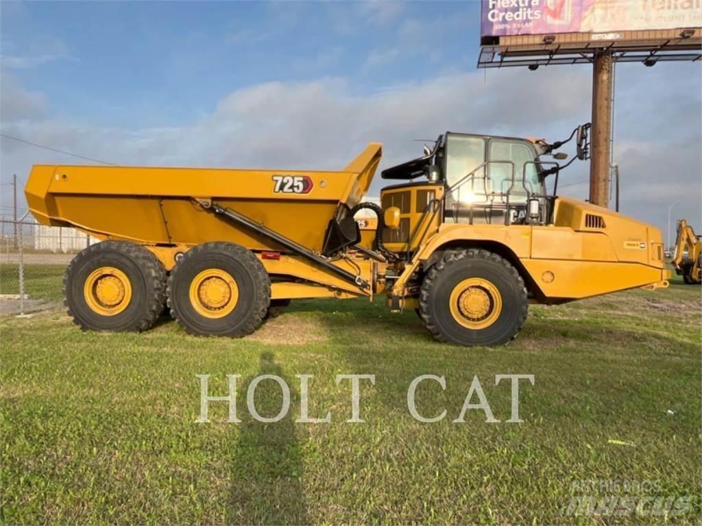 CAT 725 ساحبات مفصلية