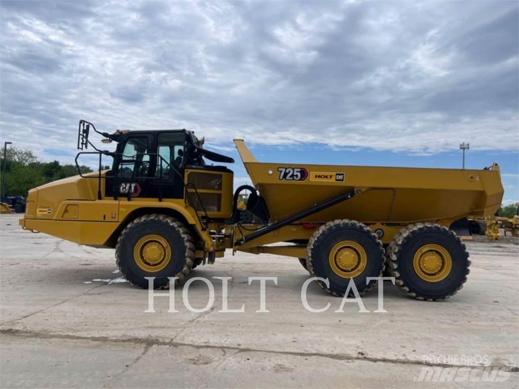 CAT 725 ساحبات مفصلية