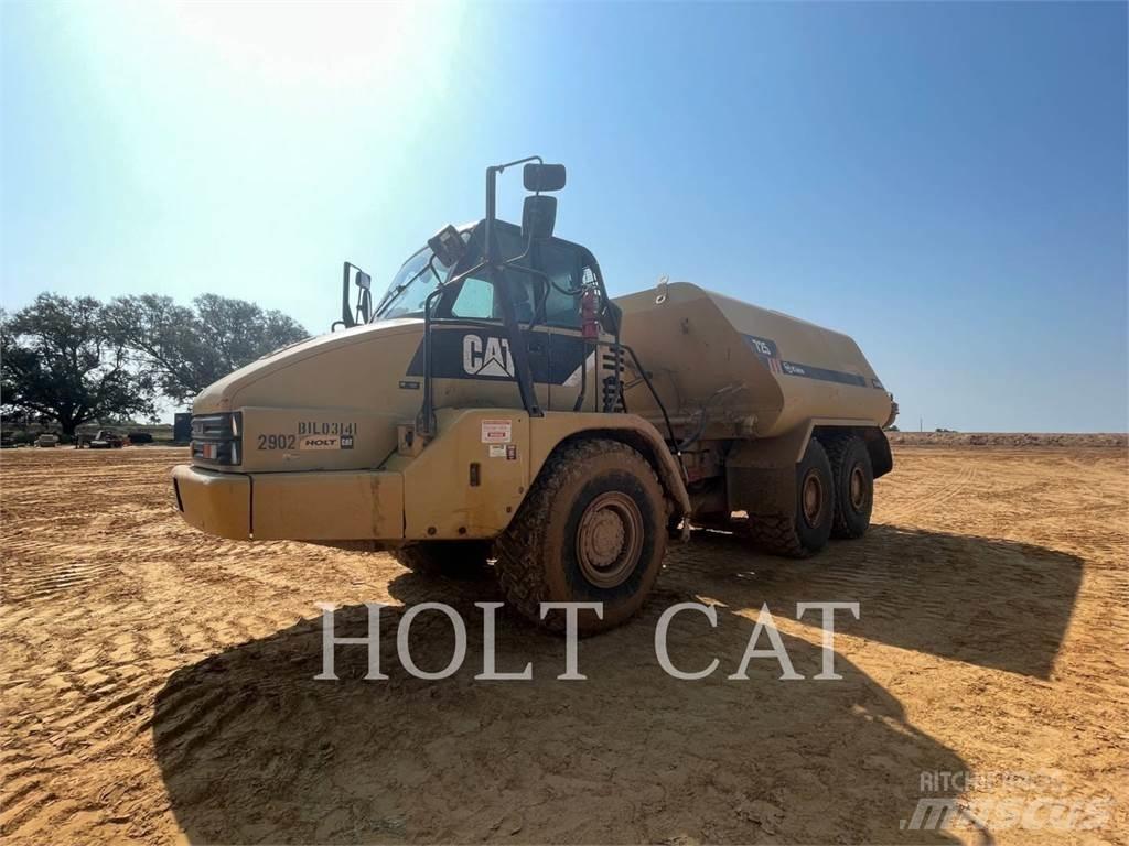 CAT 725 ساحبات مفصلية