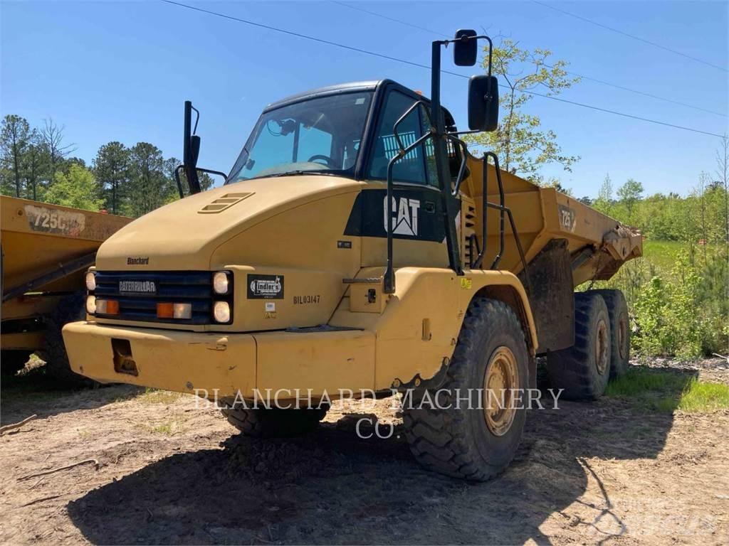 CAT 725 ساحبات مفصلية