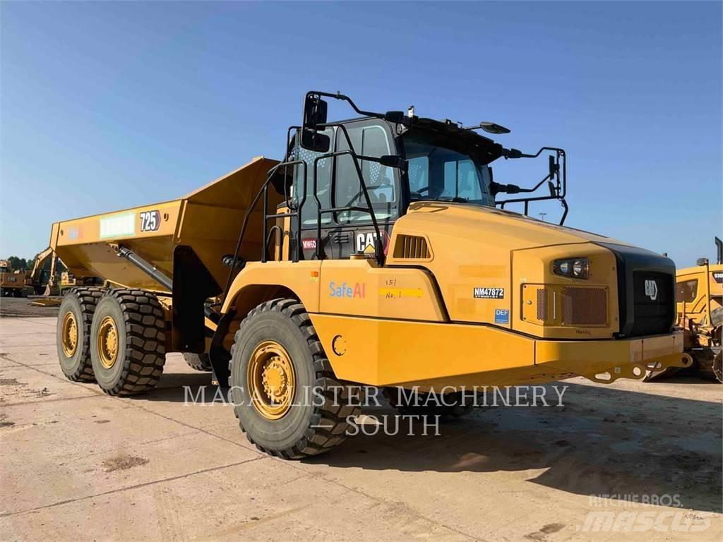 CAT 725 ساحبات مفصلية