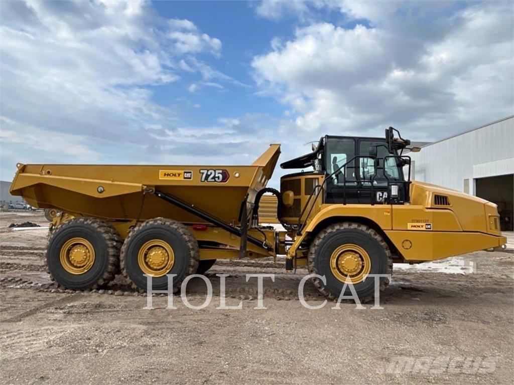 CAT 725 ساحبات مفصلية