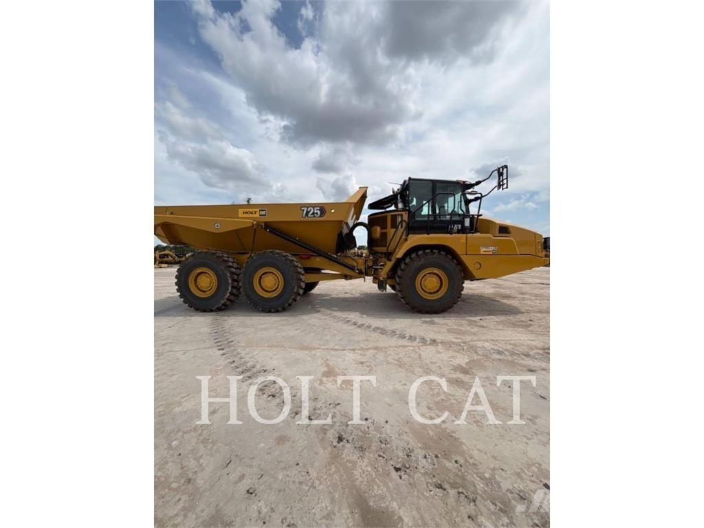CAT 725 ساحبات مفصلية