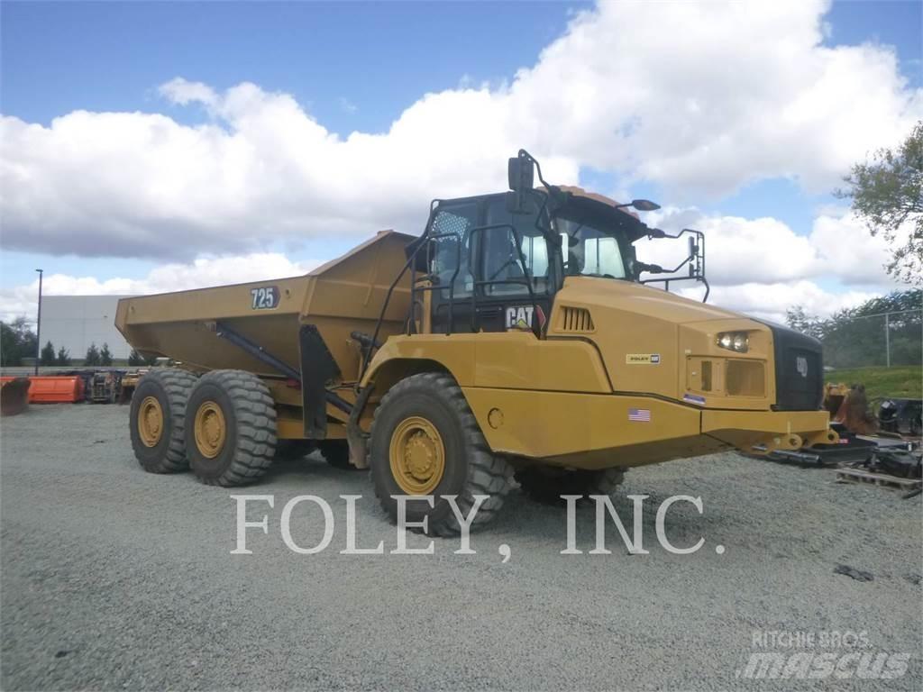 CAT 725-04 ساحبات مفصلية