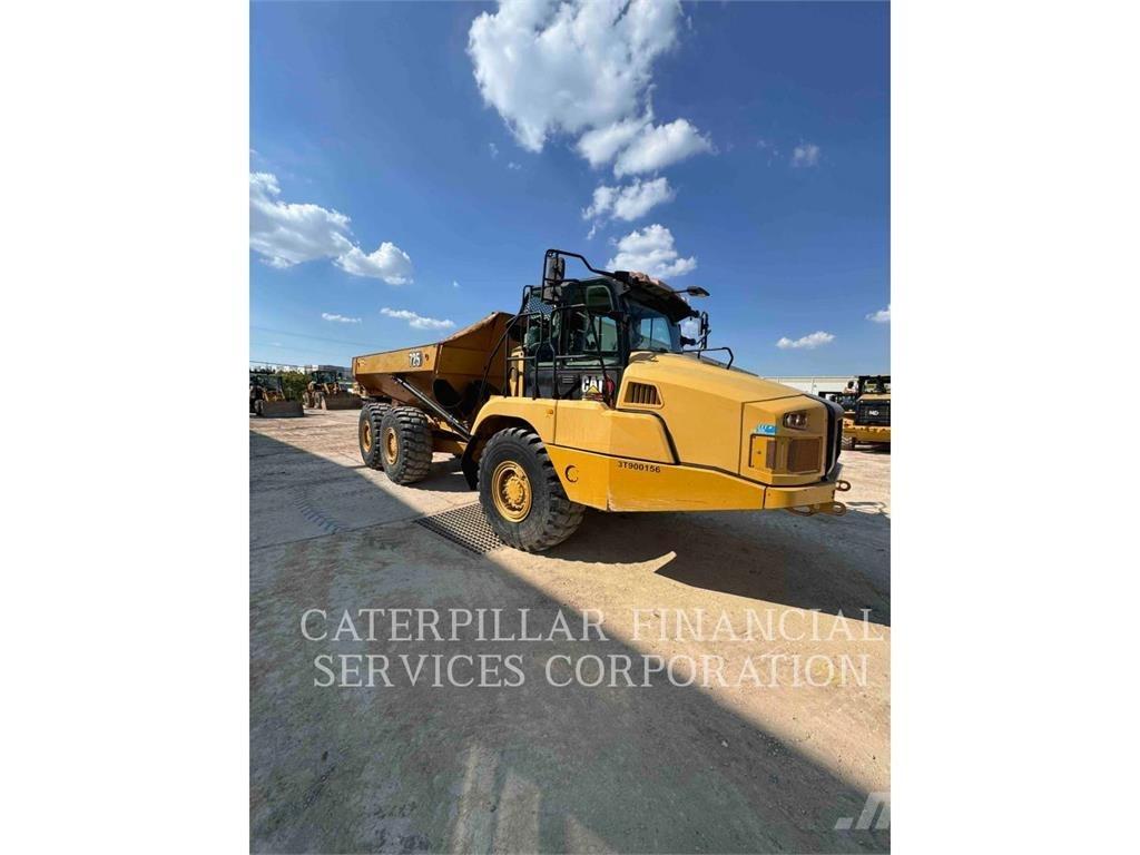 CAT 725-04 ساحبات مفصلية