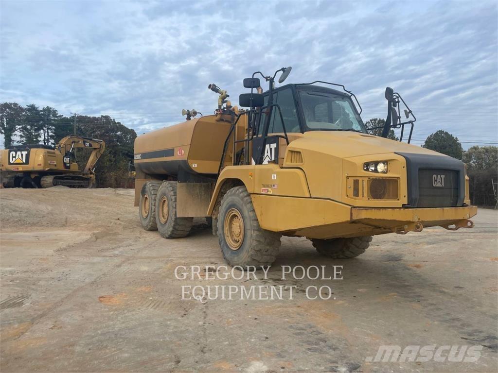 CAT 725 C ساحبات مفصلية