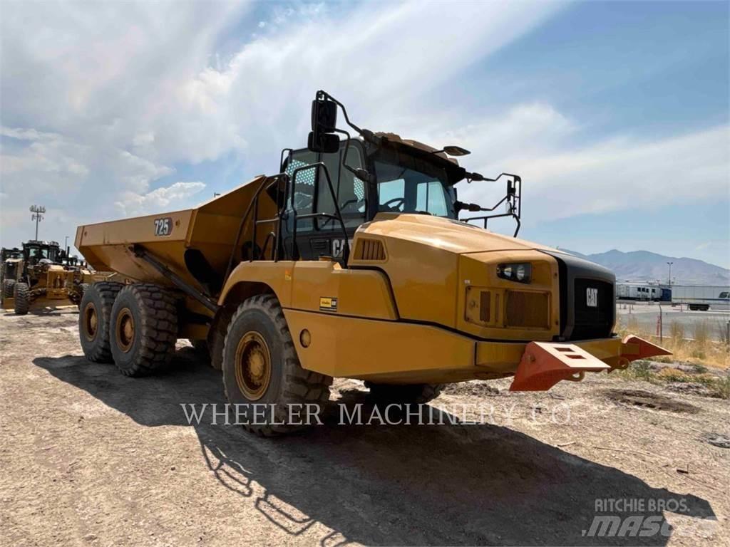 CAT 725 TG ساحبات مفصلية
