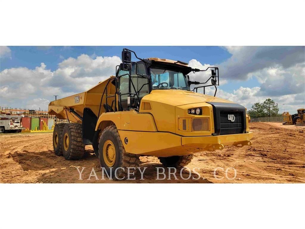 CAT 725 TG ساحبات مفصلية