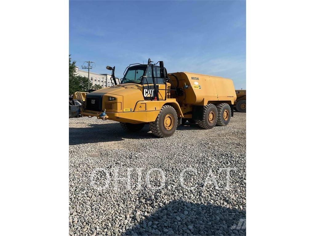 CAT 725C ساحبات مفصلية
