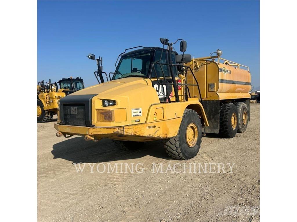 CAT 725C ساحبات مفصلية