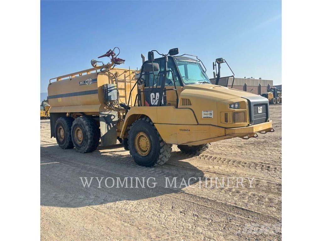 CAT 725C ساحبات مفصلية