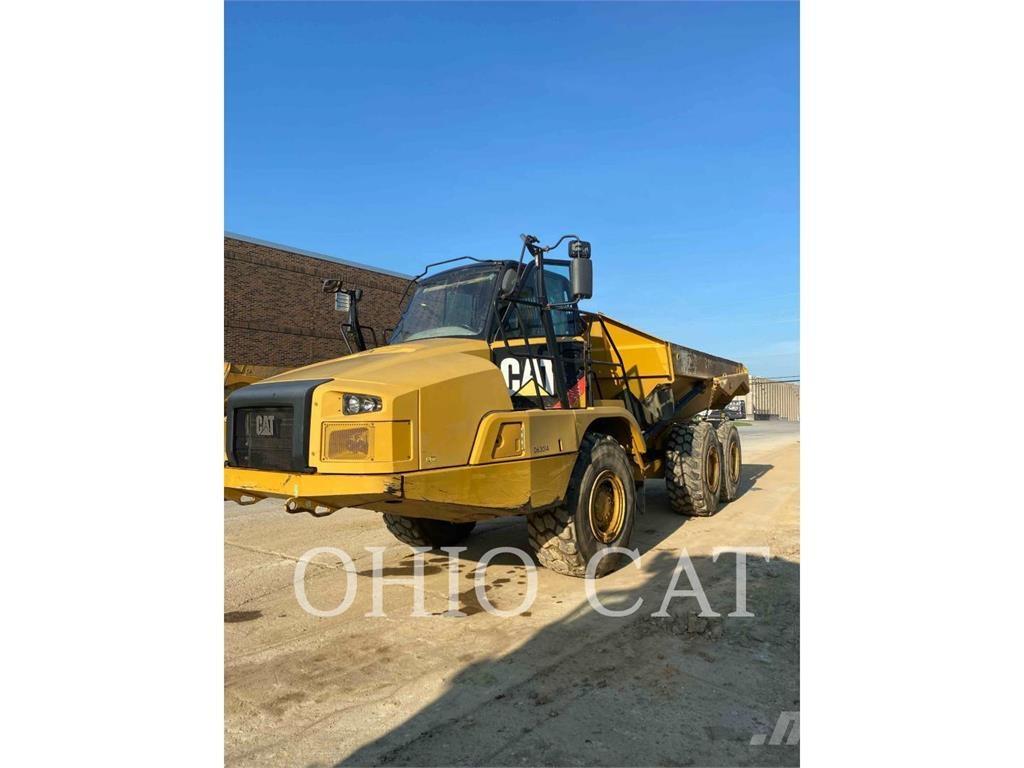 CAT 725C2 ساحبات مفصلية