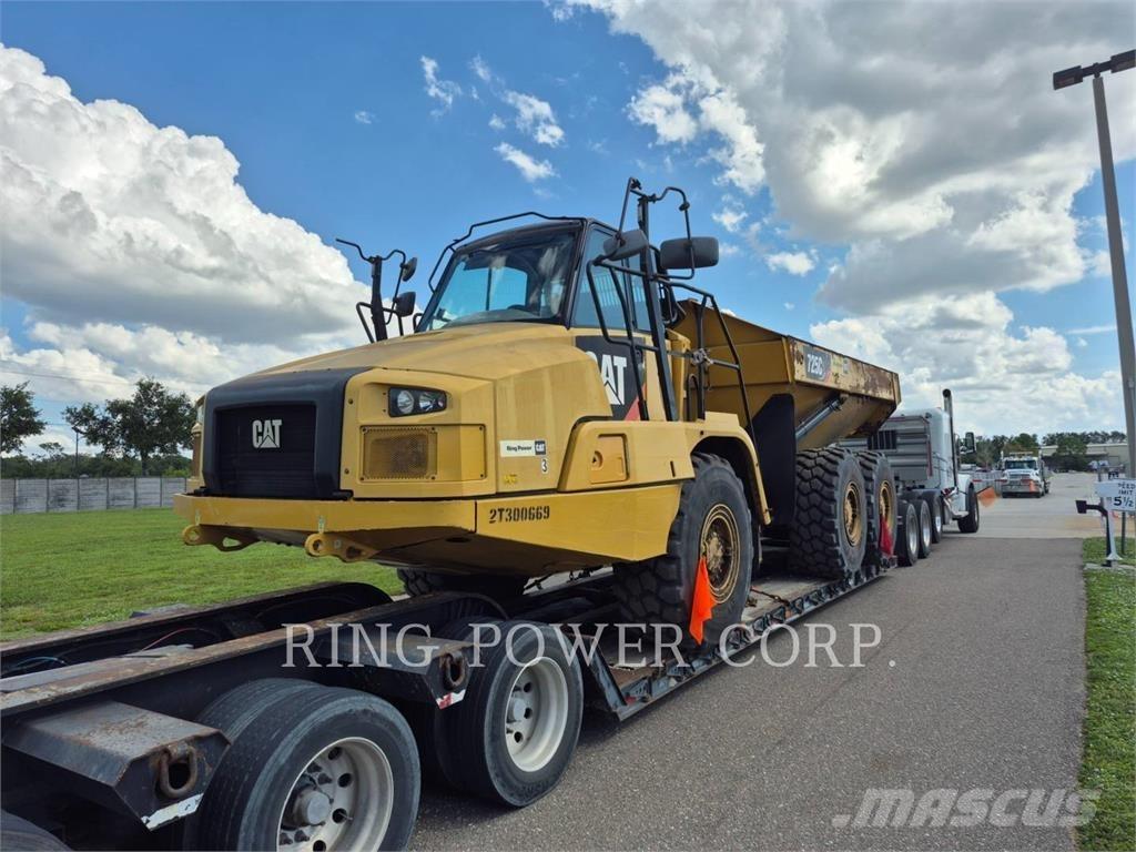 CAT 725C2TG ساحبات مفصلية