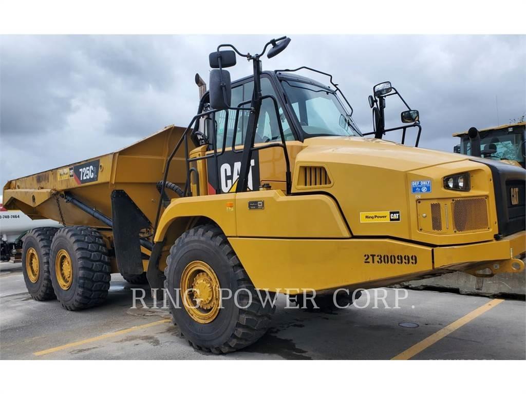 CAT 725C2WW شاحنات ذات صهاريج