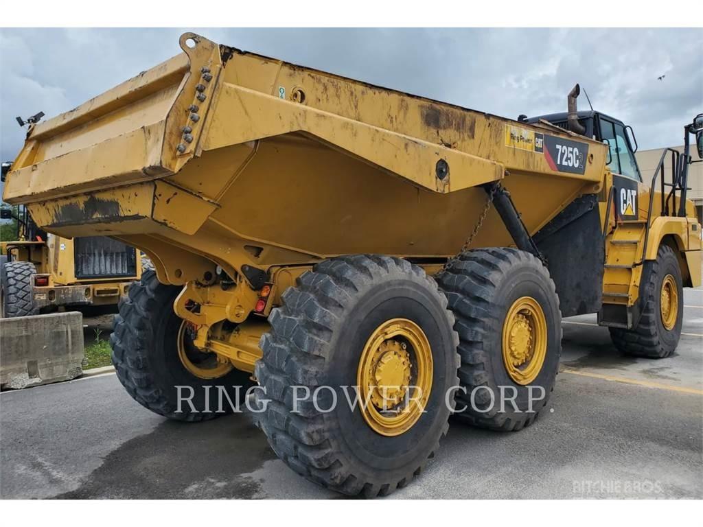 CAT 725C2WW شاحنات ذات صهاريج