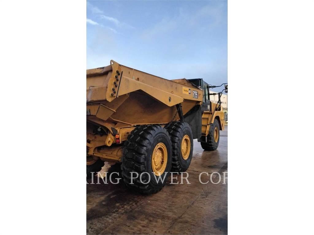 CAT 725TG ساحبات مفصلية