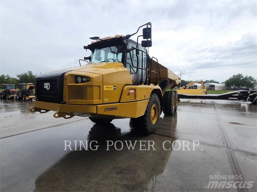 CAT 725TG ساحبات مفصلية