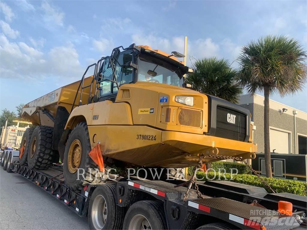 CAT 725TG ساحبات مفصلية