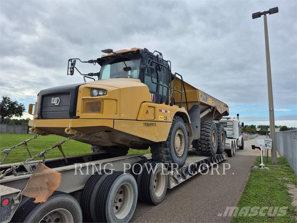 CAT 725TG ساحبات مفصلية