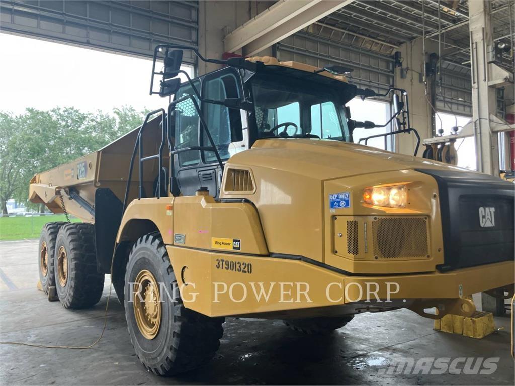 CAT 725TG ساحبات مفصلية