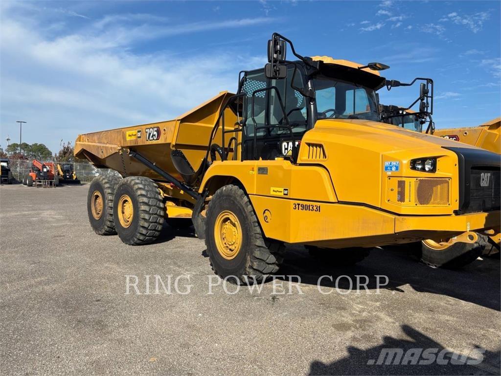CAT 725TG ساحبات مفصلية