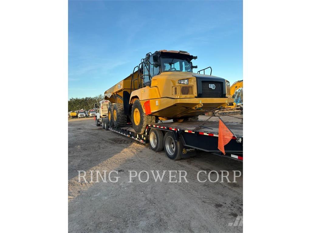 CAT 725TG ساحبات مفصلية