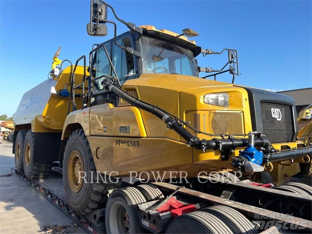 CAT 725WW شاحنات ذات صهاريج