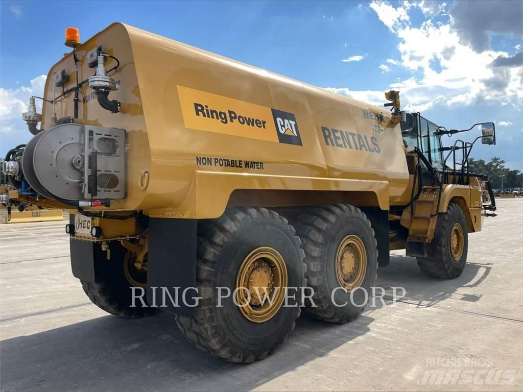 CAT 725WW شاحنات ذات صهاريج