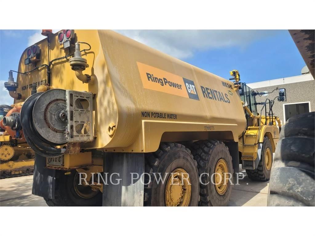 CAT 725WW شاحنات ذات صهاريج