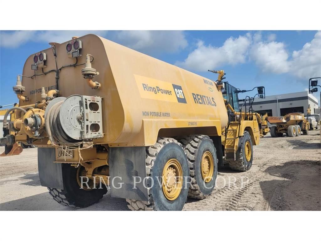 CAT 725WW شاحنات ذات صهاريج