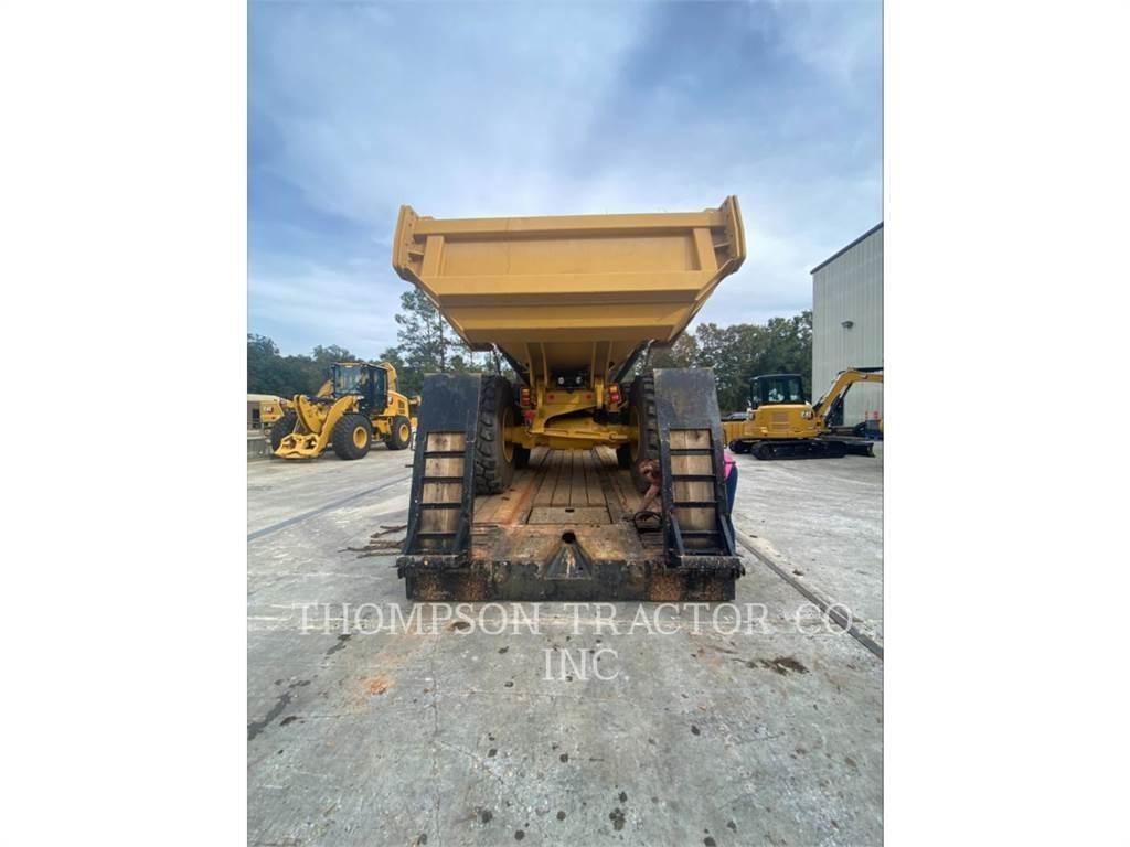 CAT 730 ساحبات مفصلية