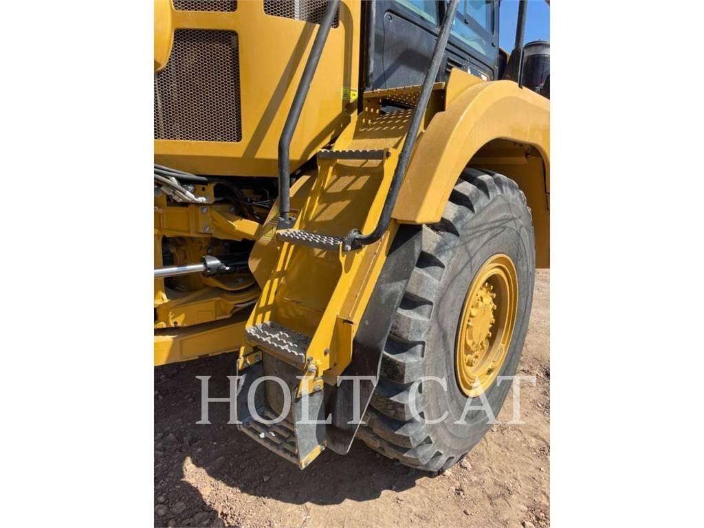 CAT 730 ساحبات مفصلية